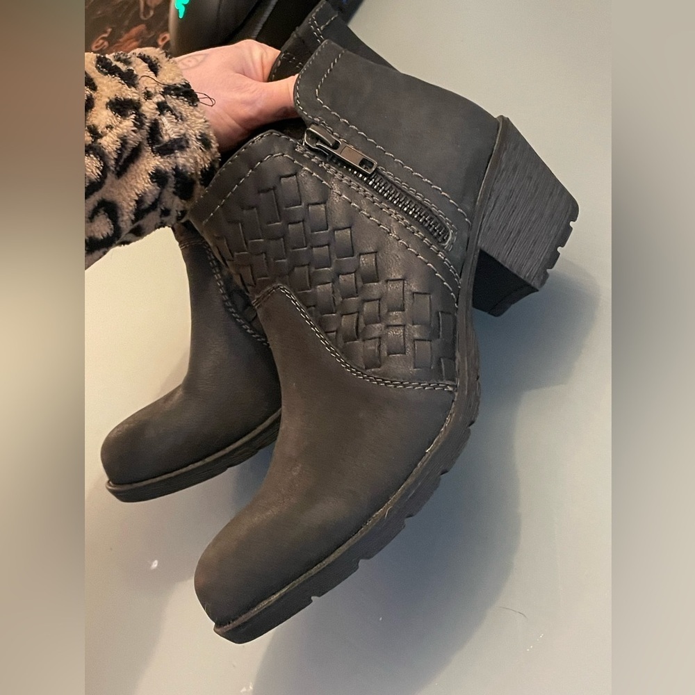 Earth Origins Women’s Size 7 Cute Booties Ankle Boots Comfortable Casual Cute - Picture 5 of 6
